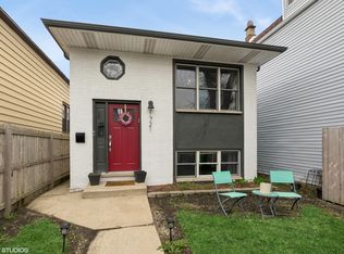 1721 N Tripp Ave, Chicago, IL