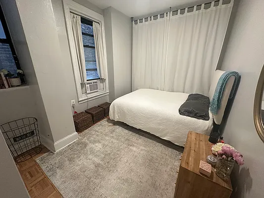 Rented by Living New York | media 12