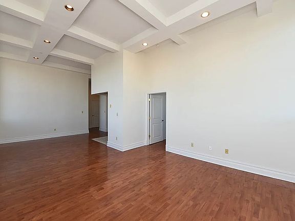 3rd image of 45-02 Ditmars Blvd #321