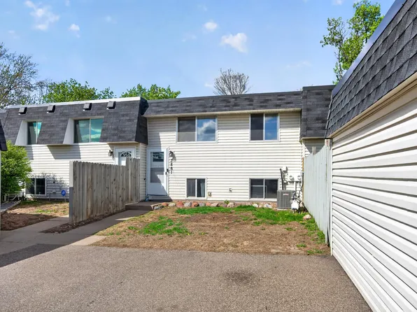 3861 Conroy Trl, Inver Grove Heights, MN 55076