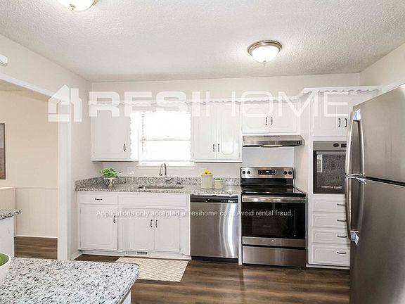 2nd image of 8520 NW 92nd St