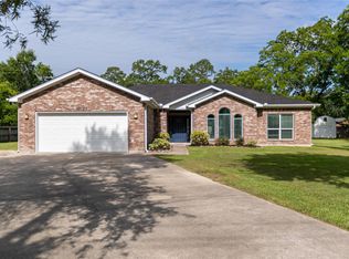 10125 Voth Rd, Beaumont, TX 77708