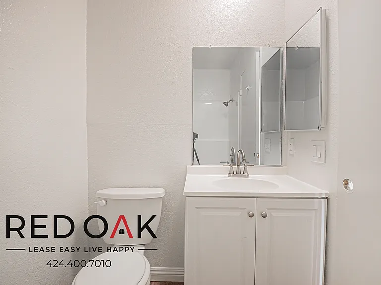 10346 Commerce Ave #6 — Photo 17