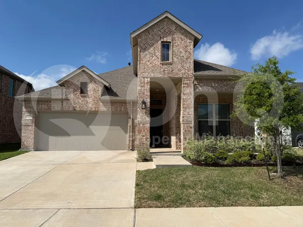 923 Hawthorn Ln, Mansfield, TX 76063