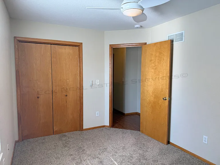 2759 Grand Cir — Photo 13