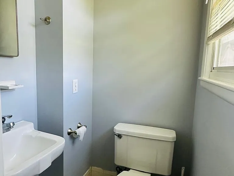 2718 Donna Hill Dr #A — Photo 5