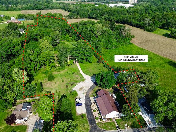3rd image of 1931 S Sievers Rd