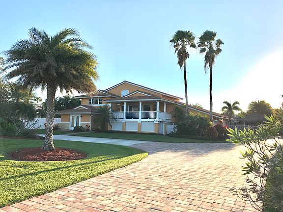 Huge circular driveway
