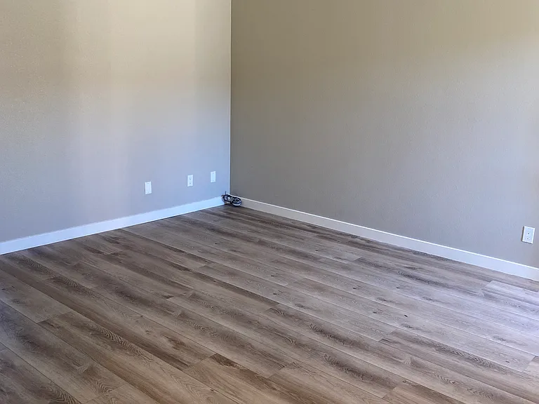 Whittier Santa Fe Apartments — Photo 5