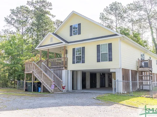 2 Brewster Street, Savannah, GA 31419