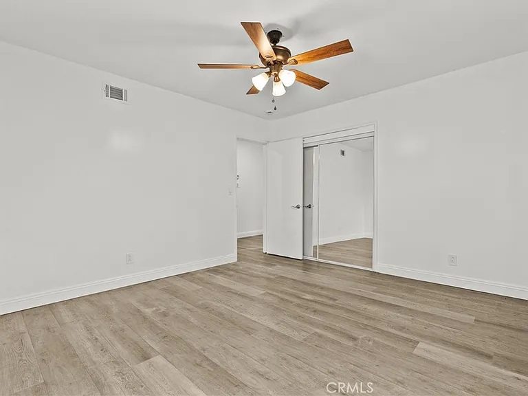 9724 Bothwell Rd — Photo 24