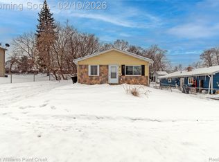 811 Melrose St, Pontiac, MI 48340