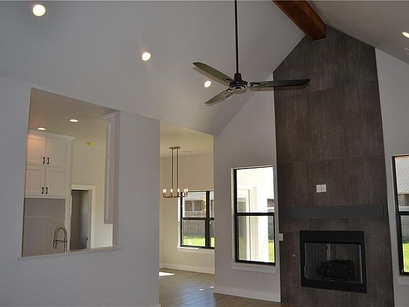 5th image of 1532 NW 17th Pl