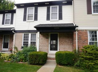 3274 Alpine Dr #23, Ann Arbor, MI 48108