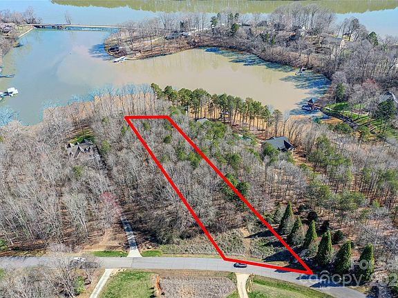4th image of 7816 Long Bay Pkwy