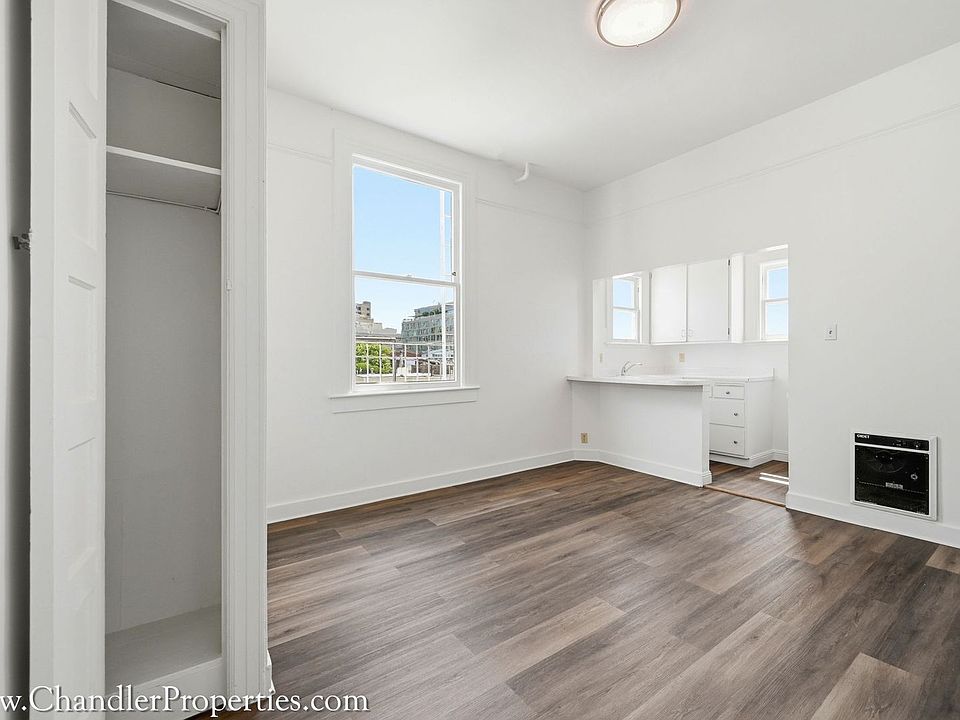1st image of 2330-2336 Steiner St #11