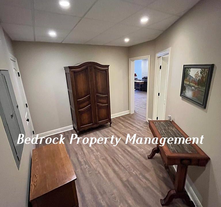 1st image of 357 Saint Clair Dr #1