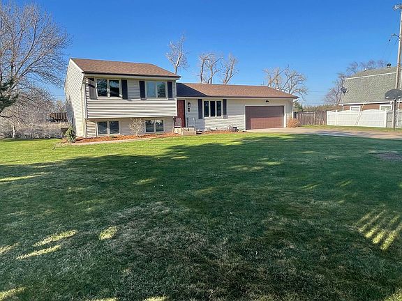 2nd image of 68 Cottonwood Dr