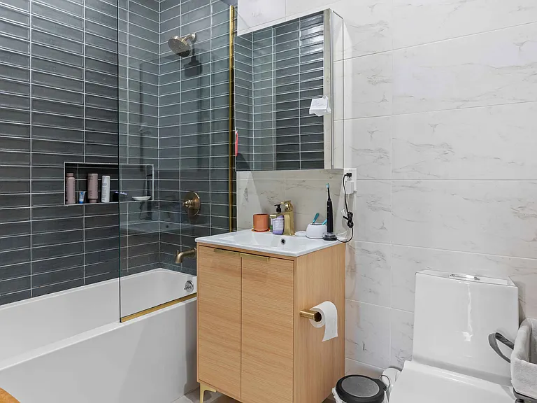 383 Rutland Rd #1F — Photo 8