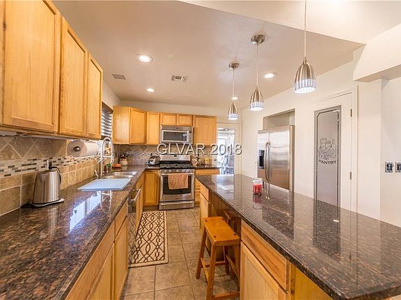 5th image of 557 Tabony Ave #0