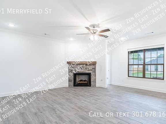 3rd image of 801 Merryfield St