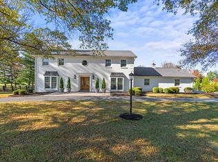 2436 Walnut Grove Ln, Lexington, KY 40509