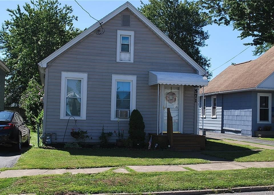 1st image of 571 Broad St