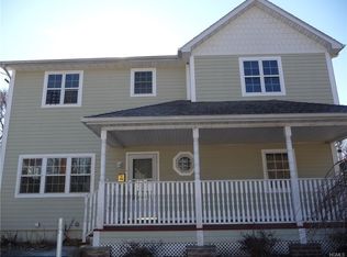 40 Genung St, Middletown, NY 10940