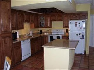 2nd image of 936 N Roosevelt Cir