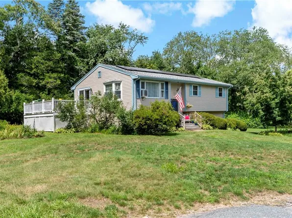 51 Mellbridge Dr, South Kingstown, RI 02879