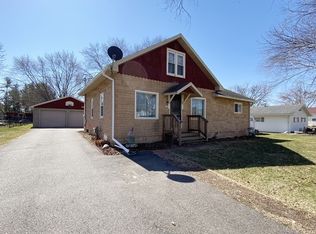 612 W 14th St, Marshfield, WI 54449