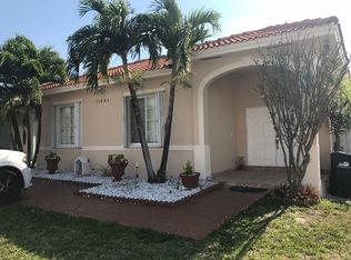 14601 NW 89th Ave, Miami Lakes, FL 33018