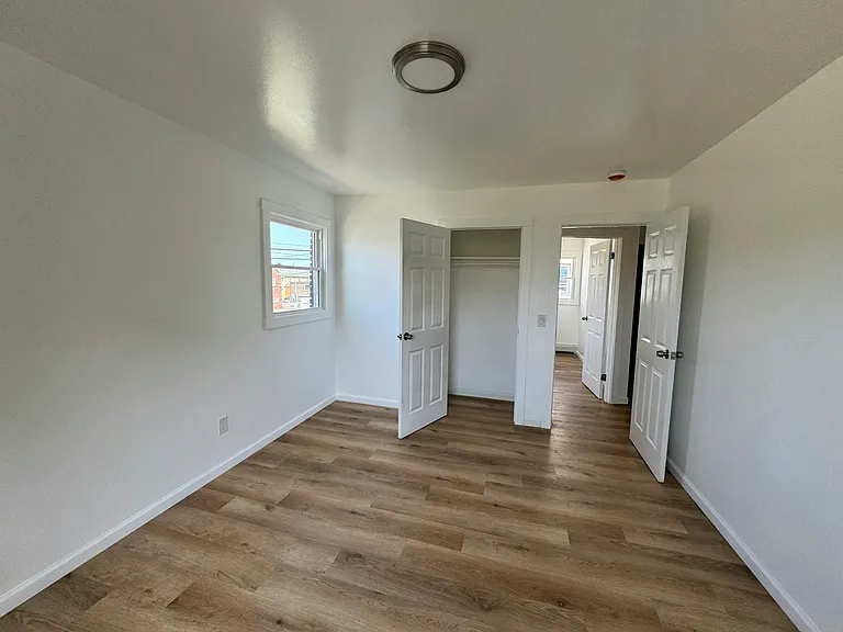 1 W 19th St #2R — Photo 8