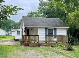 2533 E William St, Decatur, IL 62521