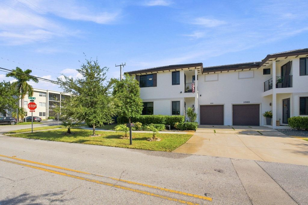 1090 SE 3RD Street #1090, photo 4