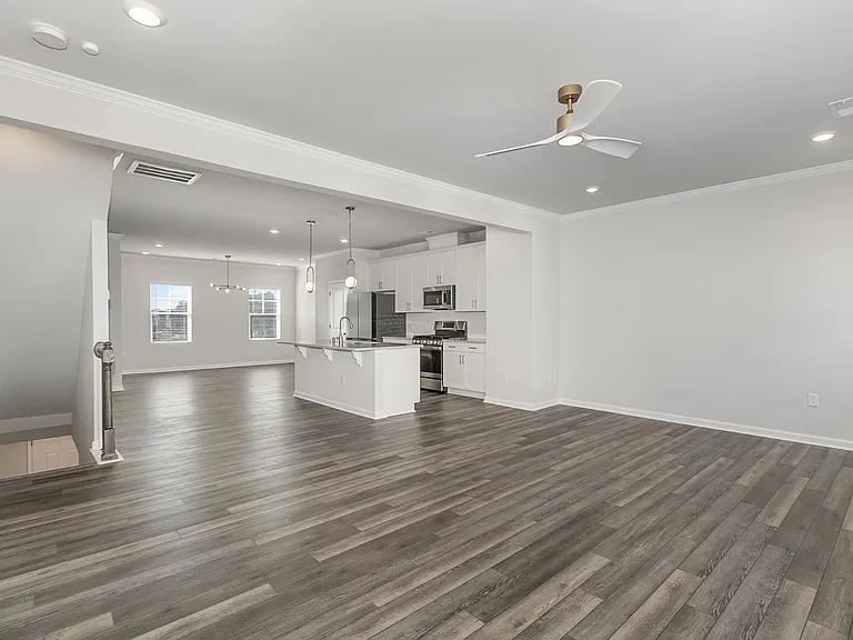 3105 Brellon Ln — Photo 10