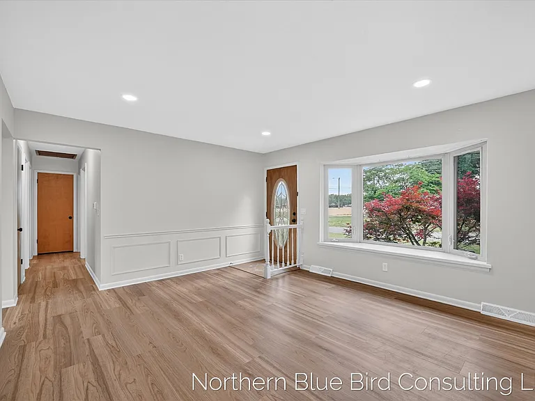 5610 Balfour Rd — Photo 5
