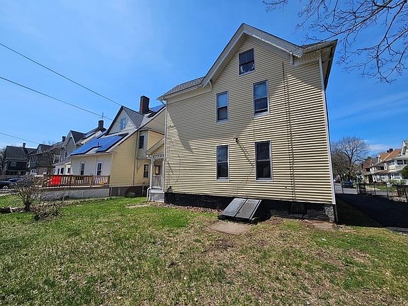 2nd image of 29 Yale St