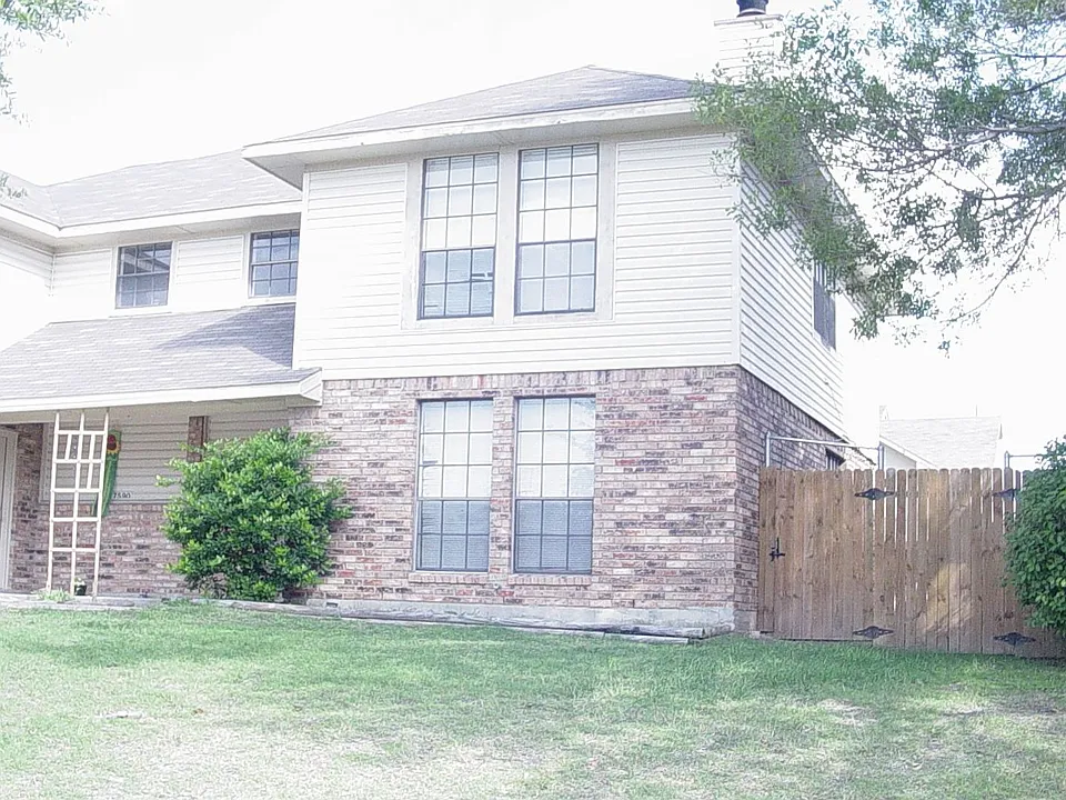 7580 Kings Ridge Rd