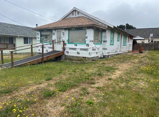 305 1st St, Garibaldi, OR 97118