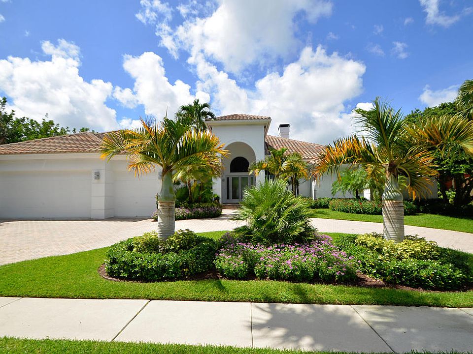 Home For Sale In Broken Sound Country Club