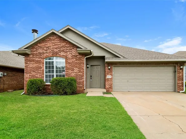 313 W 7th St, Edmond, OK 73003