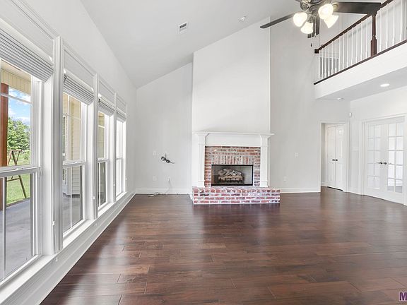 5th image of 18605 Oakgrove Pkwy