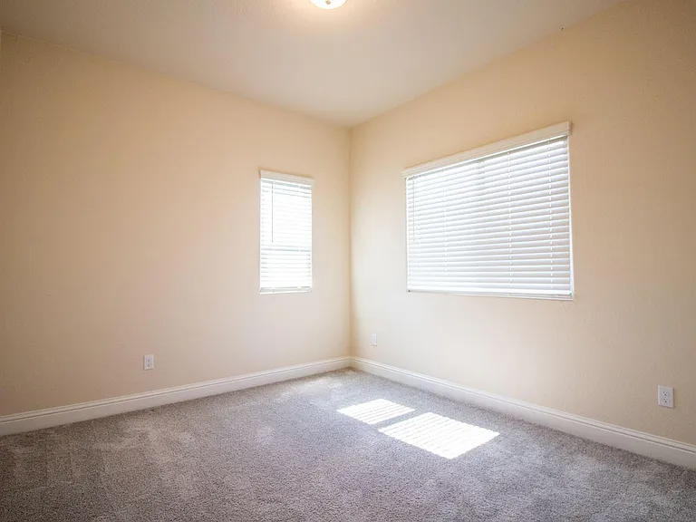 4419 Kerr Ct — Photo 14