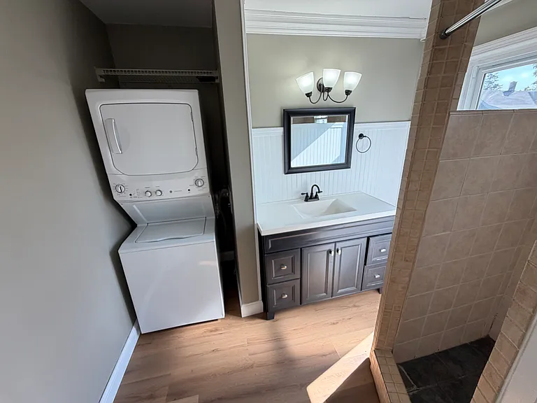 10 Taylor Ave #10 — Photo 10