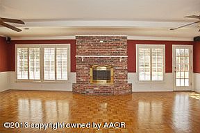 2nd image of 3916 Fleetwood Dr