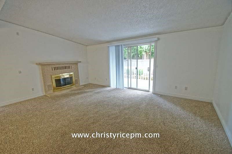 2nd image of 19900 NE 151st Pl