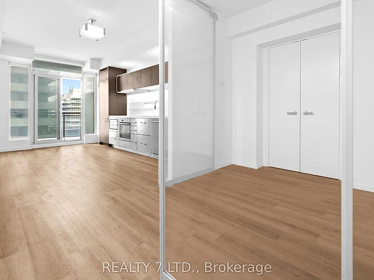 45 Charles St E #1808 — Photo 17