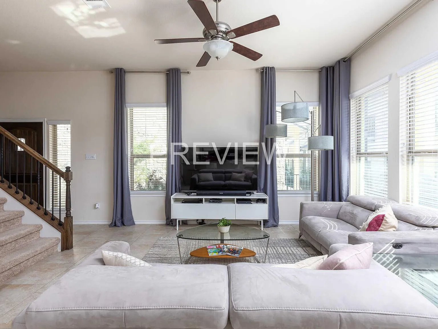 2105 Town Centre Dr — Photo 4