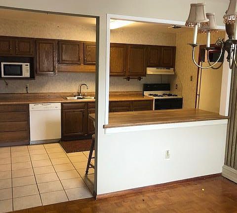 2nd image of 513 Hayden Dr